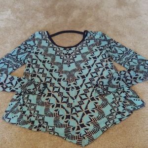 Aztec print long sleeve shirt👑